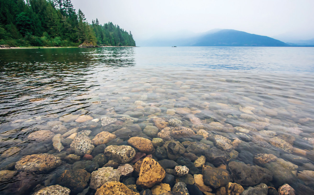 water-and-mountains.jpg