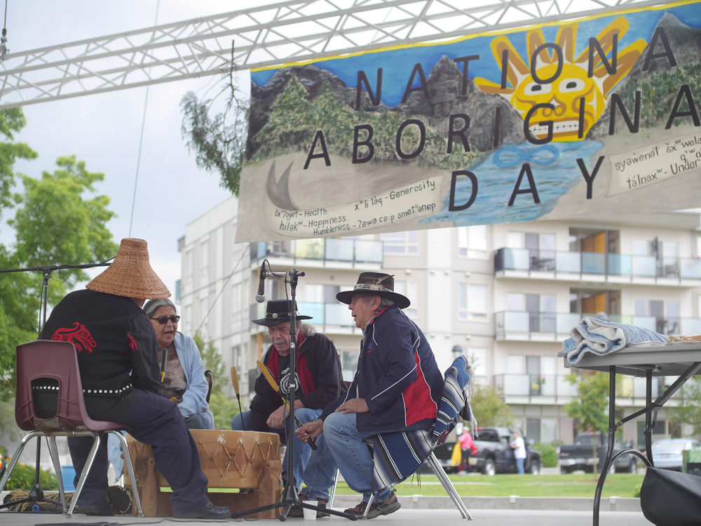 Lower-Fraser-Valley-Aboriginal-Society-DoW-2016-Photo-1.jpg